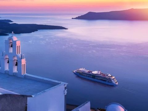 Varianos Travel Website